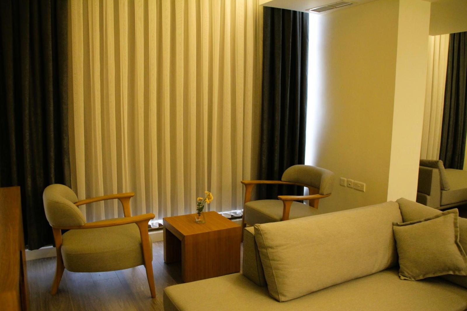 Plaza Athenee Hotel Kuveyt Dış mekan fotoğraf