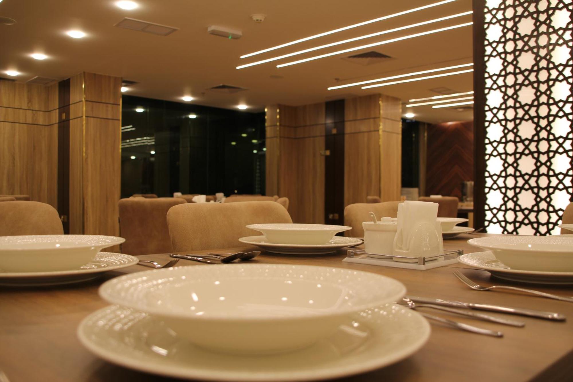 Plaza Athenee Hotel Kuveyt Dış mekan fotoğraf